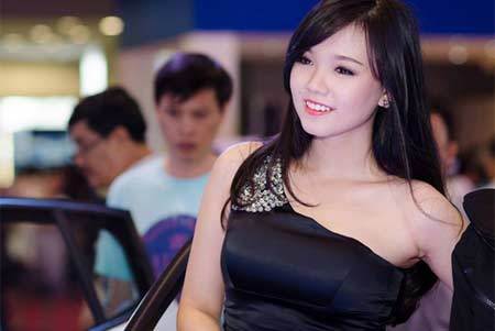 Vẻ xinh đẹp khó cưỡng của những nữ PG 9X Việt