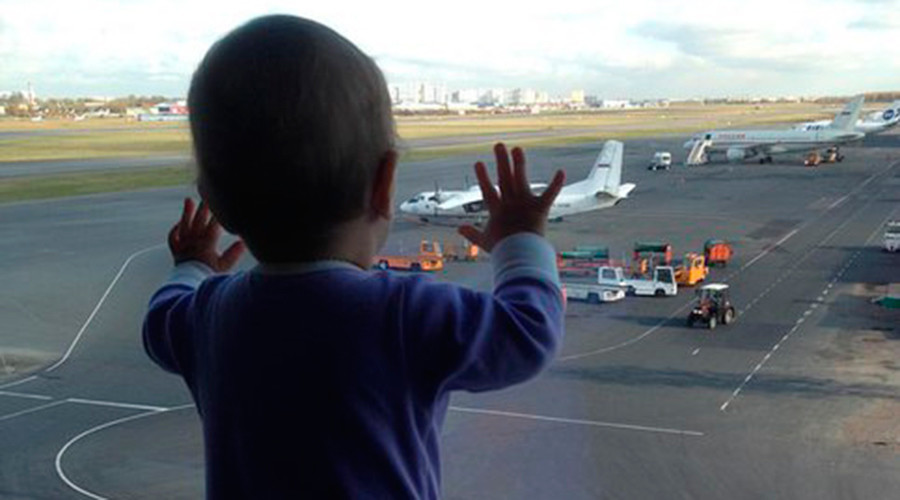 Đau lòng bức ảnh nạn nhân nhỏ tuổi nhất trên máy bay Nga
