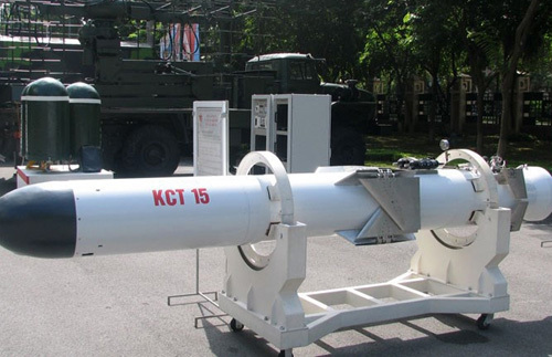 Việt Nam tự sản xuất tên lửa