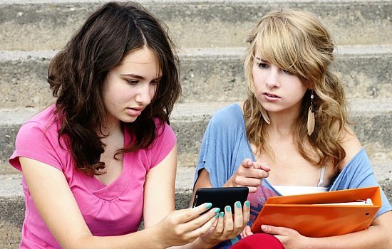 5 sự thật ngạc nhiên về sử dụng công nghệ của giới trẻ