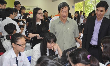 'Học sinh ít học môn Sử khi đồng tiền lên ngôi'