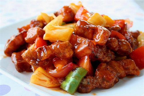 Chiêu lạ “dụ” con thích ăn mọi thứ của mẹ Nấm