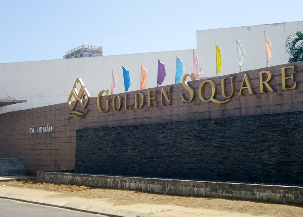 Golden Square: 'Biểu tượng' hoang tàn giữa lòng Đà Nẵng