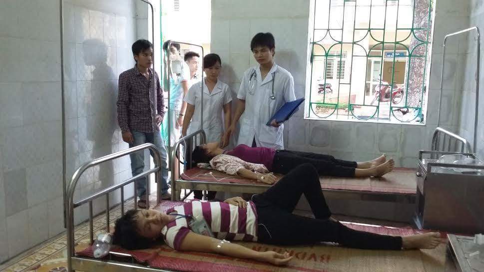Nam Định: Gần 60 công nhân nhập viện vì ngộ độc thức ăn