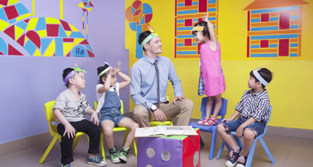 ‘Độc chiêu’ thầy giáo người Anh hút học viên nhí