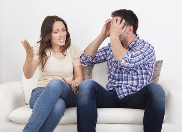 Chồng ôm sạch vàng cưới cho nhân tình?