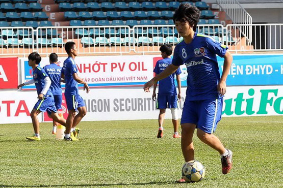 Tuấn Anh vào viện, U21 HAGL lo sốt vó