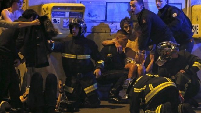 Toàn cảnh vụ khủng bố kinh hoàng giữa Paris