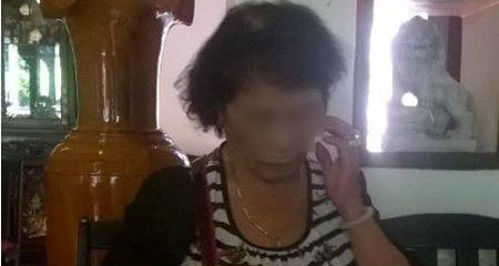 Vụ quấn khăn tang đến đám cưới đòi cha: Ai là vợ hờ?