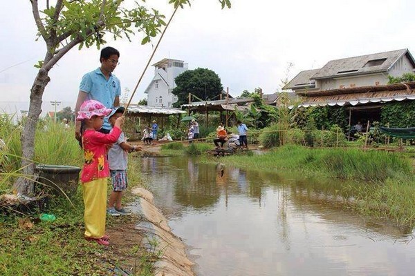 Chồng bán thân nuôi vợ, con