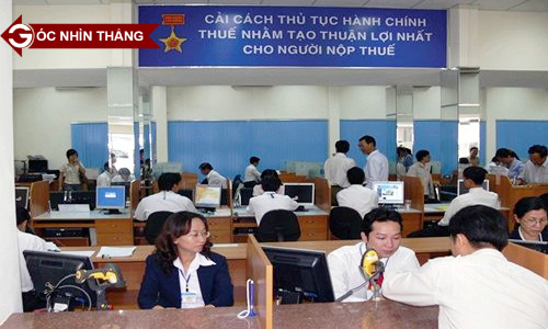 Gánh nặng thuế phí đè vai người dân