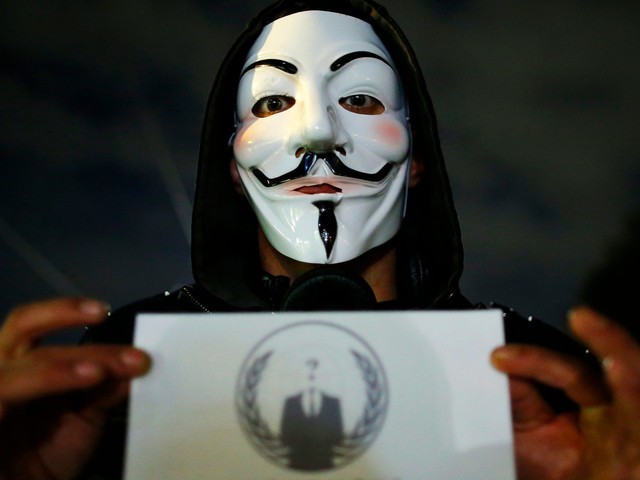 Anonymous công khai danh tính những kẻ tình nghi thuộc IS