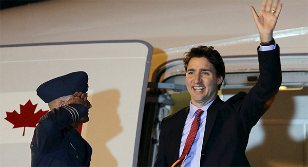 Thủ tướng đẹp trai Canada được đón như siêu sao
