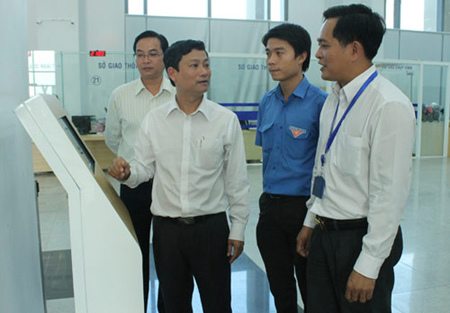 Khám phá KIOSK thông tin siêu mỏng chưa đến 10cm