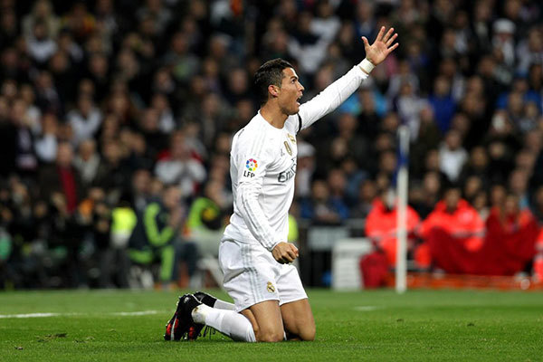 Real thảm bại: Có ai thấy Ronaldo không?