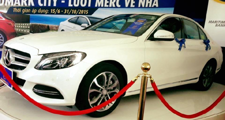 Lộ diện người mua căn hộ Goldmark City trúng Mercedes