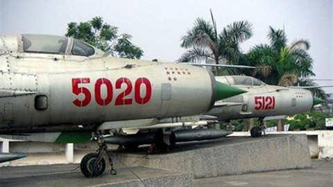 MiG 21 - Cuộc xuất kích đầu tiên với tên lửa hồng ngoại