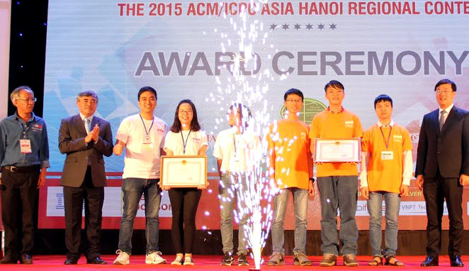 ĐH Công nghệ vô địch kỳ thi lập trình ACM/ICPC châu Á 2015