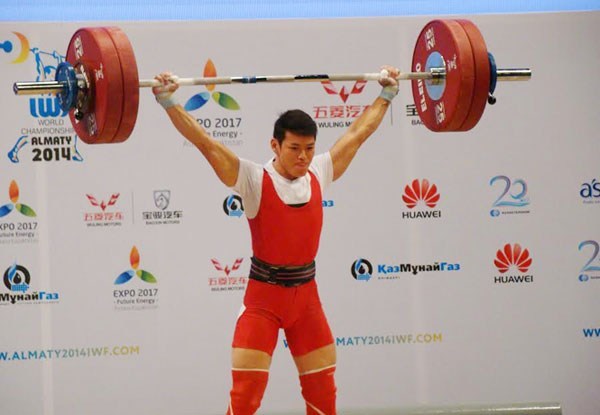 Cử tạ Việt Nam giành 3 vé dự Olympic 2016