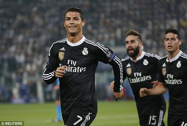 Bỏ qua M.U, Ronaldo hứa sẽ gia nhập PSG