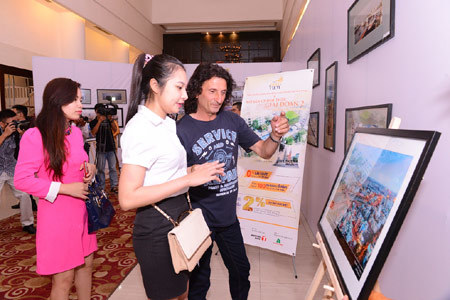 Triển lãm ảnh Sài Gòn xưa và nay tại The Goldview