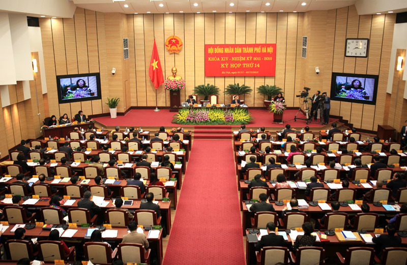 HĐND Hà Nội đồng ý chi hơn 2 nghìn tỉ giảm ùn tắc