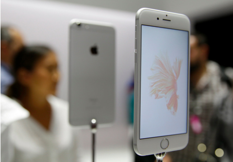 Apple tàn sát đối thủ như thế nào?