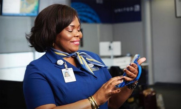 Sân bay Mỹ trang bị iPhone 6 Plus cho toàn bộ nhân viên