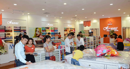 Forever mạnh tay khuyến mãi tới 50%