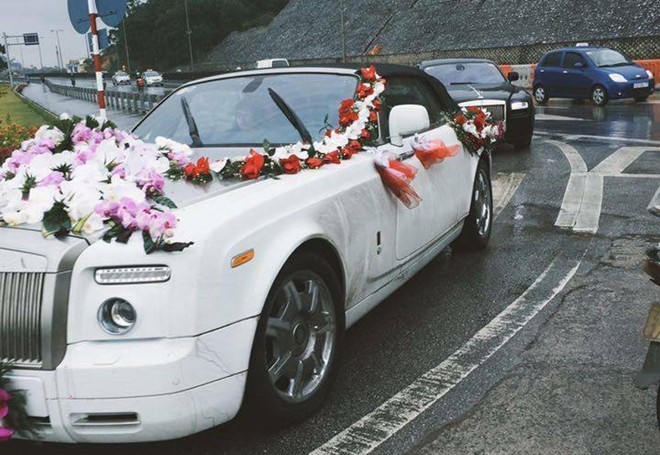 Dàn Rolls-Royce đi rước dâu của đại gia Quảng Ninh