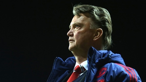 Van Gaal bị la ó vẫn quyết không nhận sai