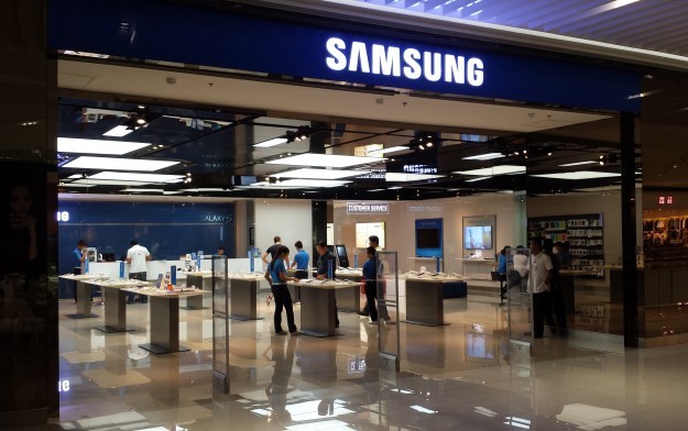 Các lãnh đạo Samsung bị điều tra vì trục lợi cá nhân