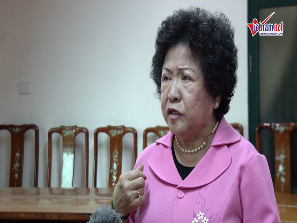 Phỏng vấn kiều bào dự ĐH Thi đua