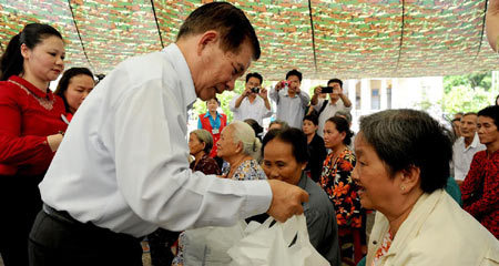 Bữa trưa cùng Bí thư Nguyễn Minh Triết