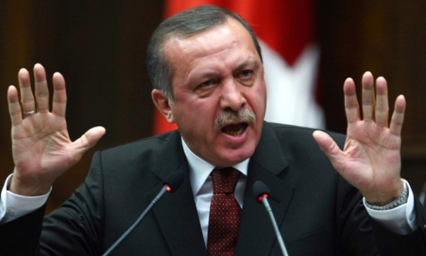 Nước cờ quá mạo hiểm của Erdogan