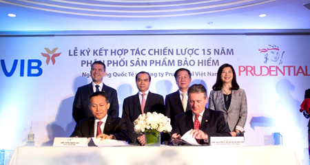 Prudential VN ký kết thỏa thuận hợp tác chiến lược với VIB