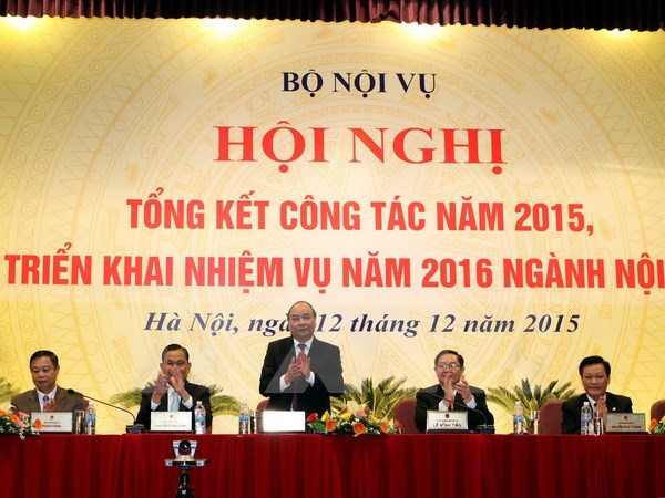Phó Thủ tướng khen Bộ Nội vụ
