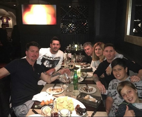 Messi khoe 