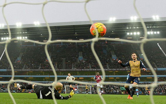 Thắng dễ, Arsenal soán ngôi số 1 của Man City