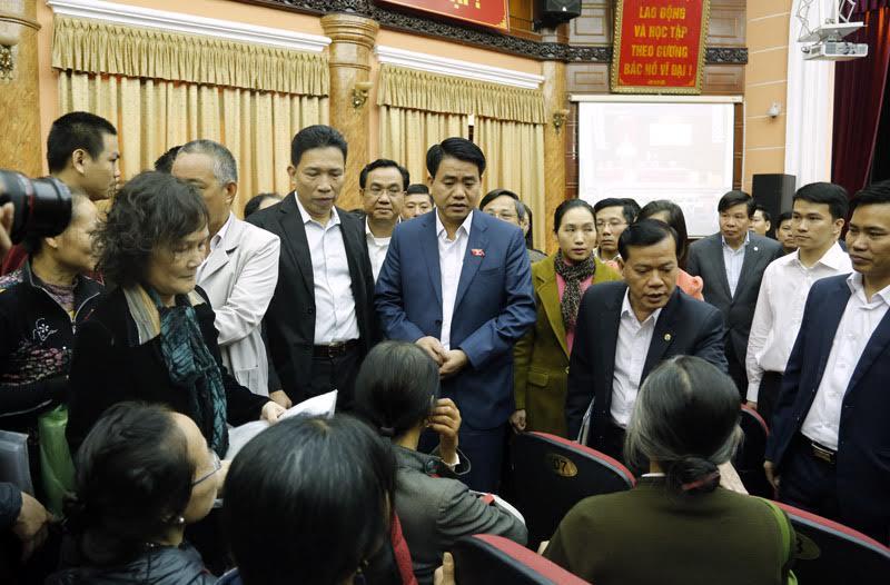 Chủ tịch HN: Công an đạp xe đi tuần gần gũi hơn đi ô tô