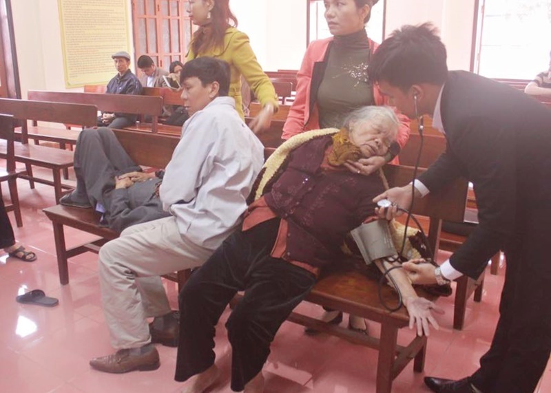 Con dâu kiện bố mẹ chồng gần 90 tuổi để chia tài sản