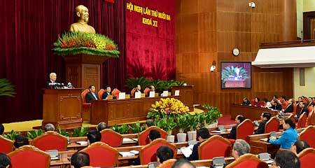 Ngày làm việc thứ hai hội nghị Trung ương 13