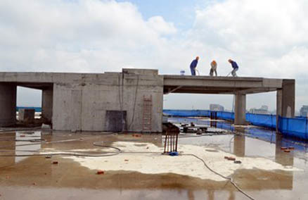 Nhà 8B Lê Trực: 20 ngày chỉ phá dỡ được 50m2