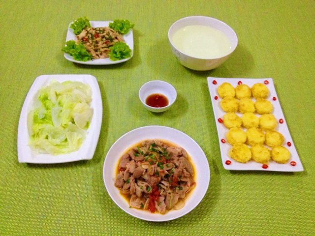 Bữa cơm quen và vẫn ngon