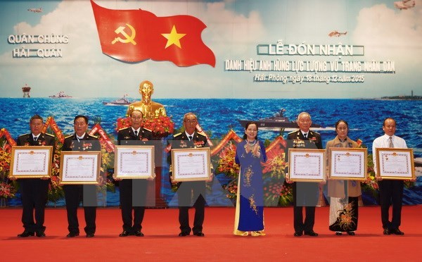 Phong tặng 7 Anh hùng lực lượng vũ trang nhân dân