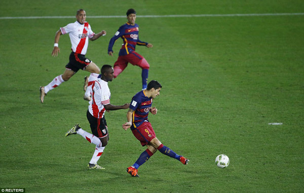 Highlights: Barcelona 3-0 River Plate