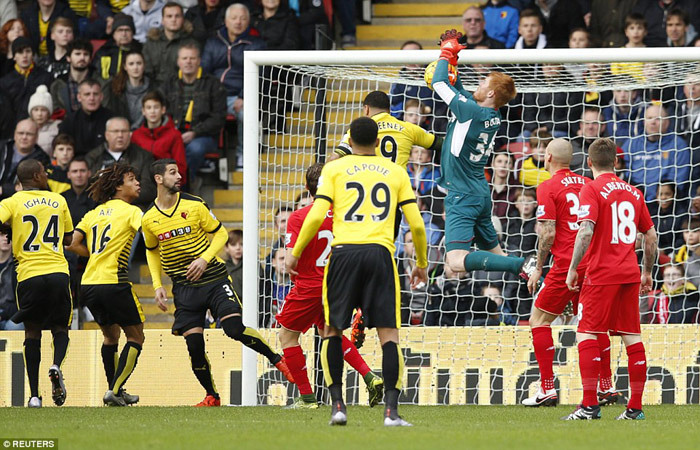 Klopp bất lực, Liverpool thua tan nát trước Watford