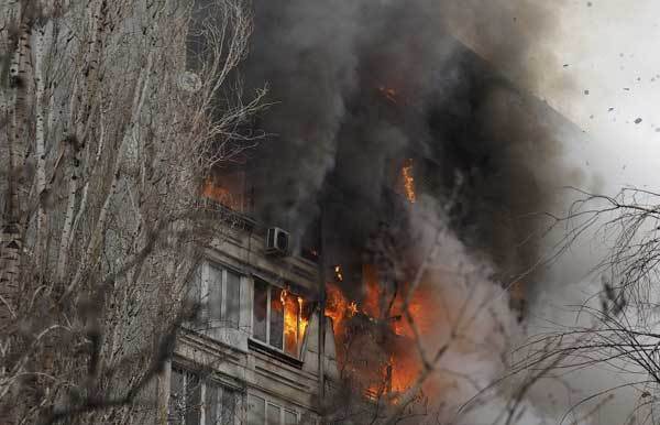 nổ lớn ở chung cư Nga