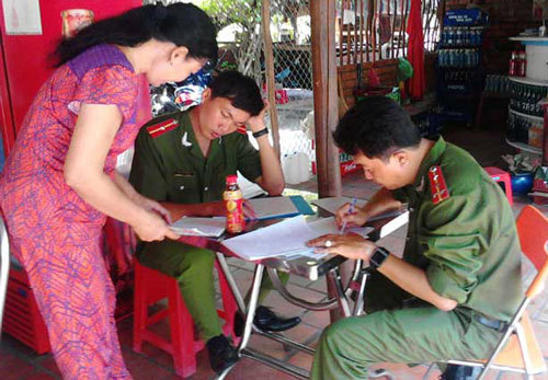 Cảnh sát môi trường vào cuộc vụ trà Dr. Thanh có cặn