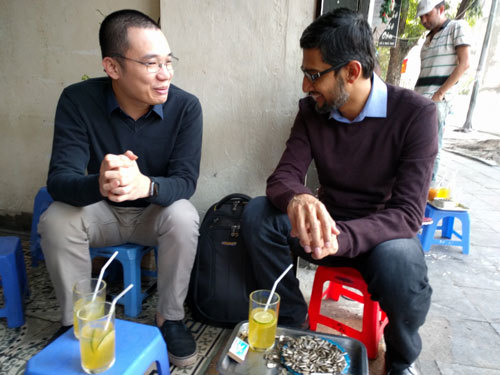 CEO Google ngồi trà đá với cha đẻ Flappy Bird